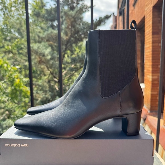 New Reformation Romina Ankle Boot Heeled Black Leather 9.5 - Picture 9 of 13